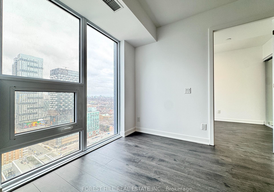 100-queen-street-e-toronto-ontario-c13221336