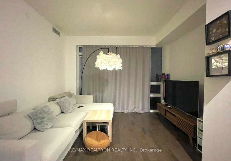 460-adelaide-street-e-toronto-ontario-c13221412