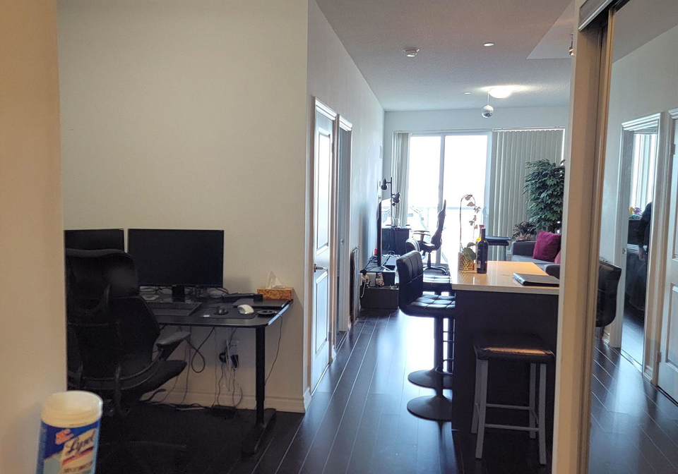 386-yonge-street-toronto-ontario-c13221542
