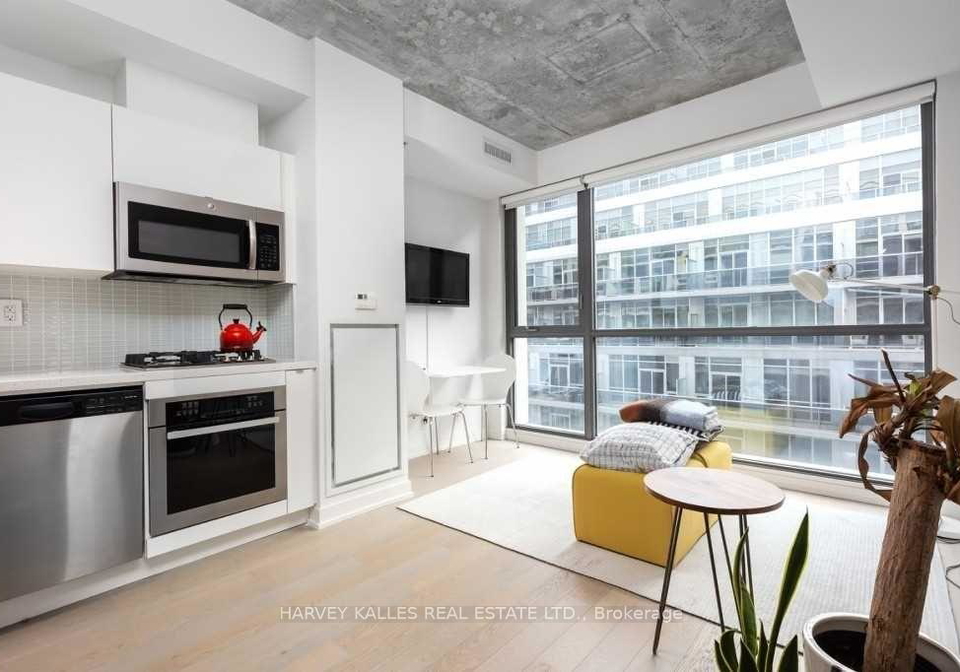 39-brant-street-toronto-ontario-c13221818