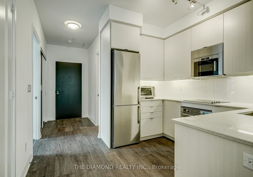 101-erskine-avenue-toronto-ontario-c13222056