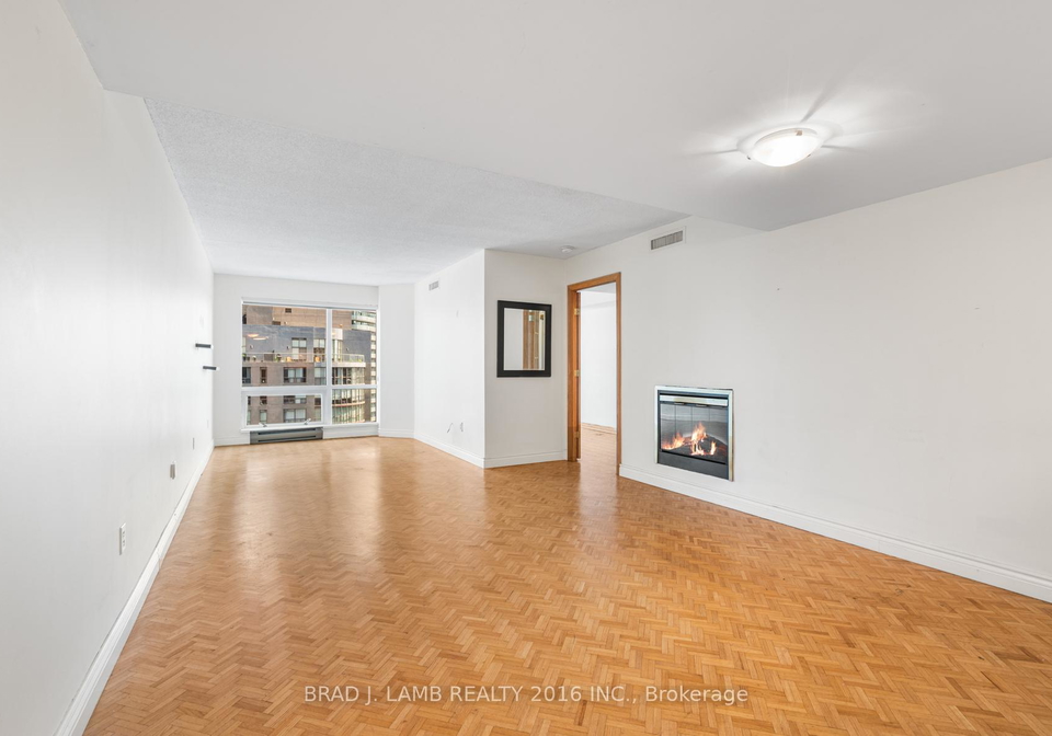 1001-bay-street-toronto-ontario-c13222230