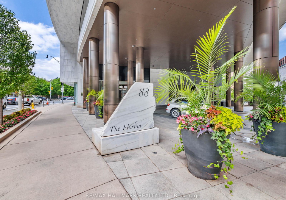 88-davenport-road-toronto-ontario-c13222258