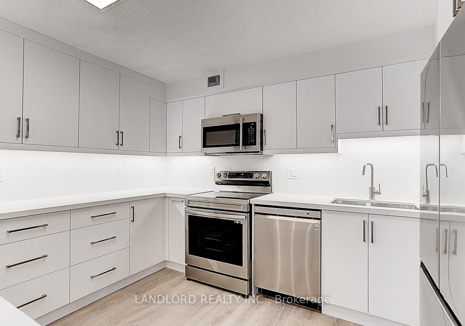 188-spadina-avenue-toronto-ontario-c13222326