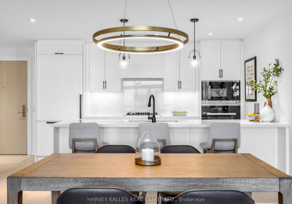 1-strathgowan-avenue-toronto-ontario-c13222334