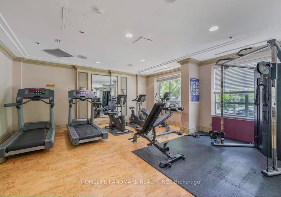 18-sommerset-way-north-york-ontario-c13222376