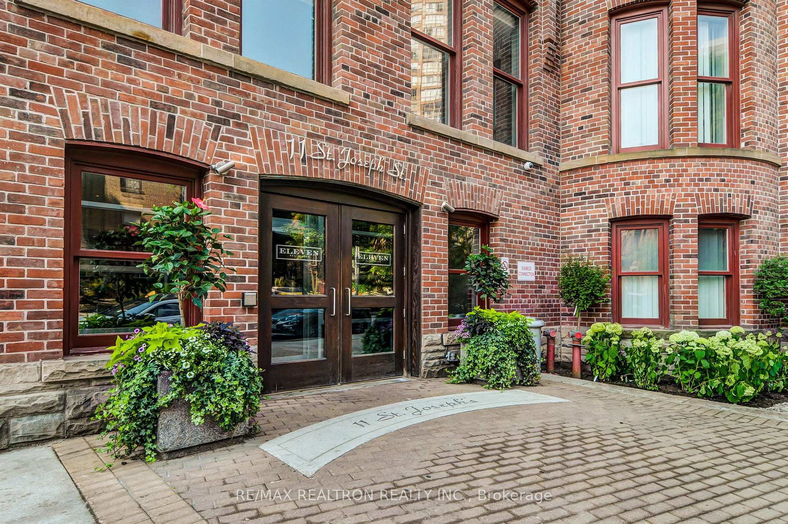 11-st-joseph-street-toronto-ontario-c13222552