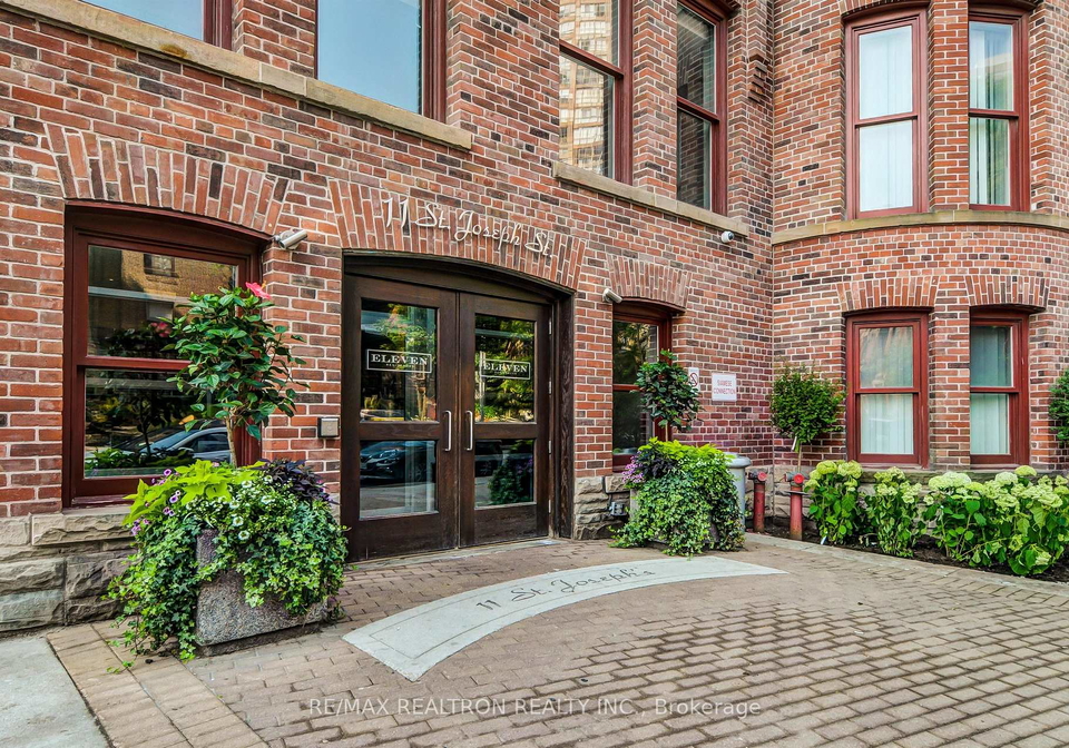 11-st-joseph-street-toronto-ontario-c13222552