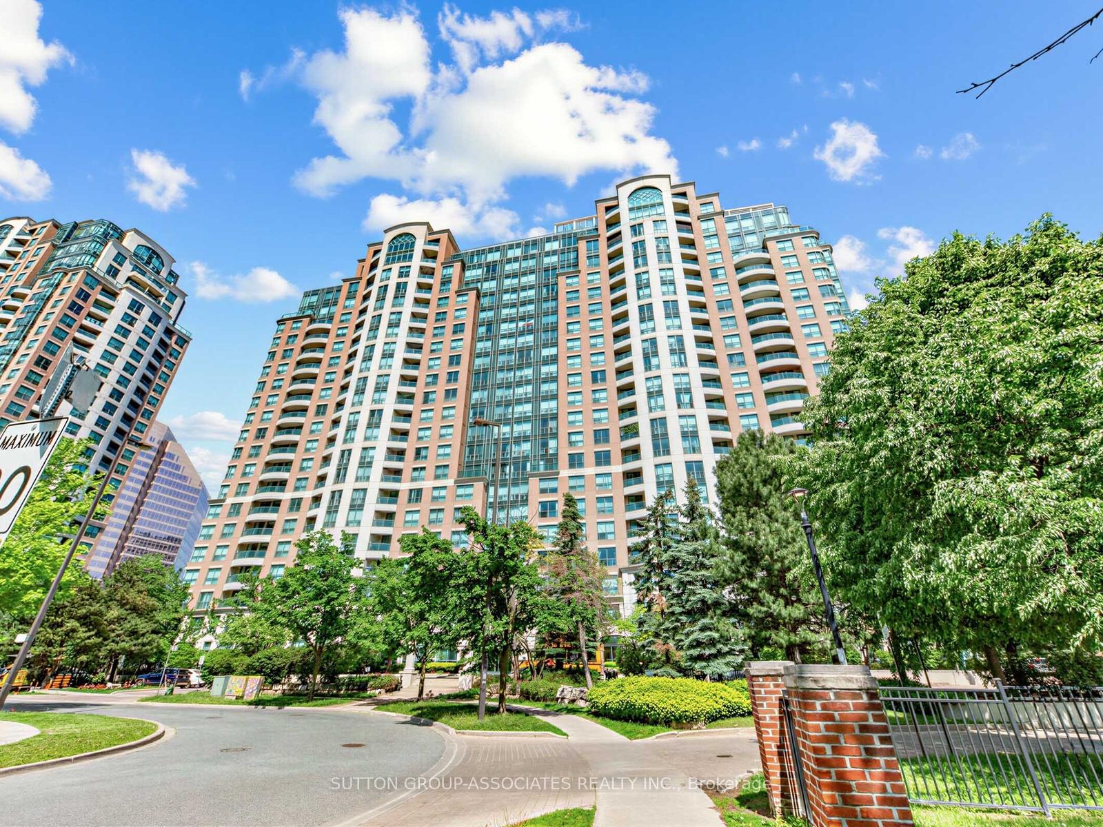 23-lorraine-drive-toronto-ontario-c13222676