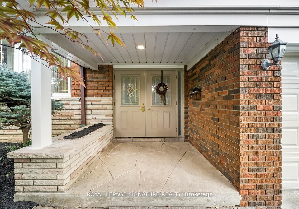 21-broadlands-boulevard-north-york-ontario-c13222874
