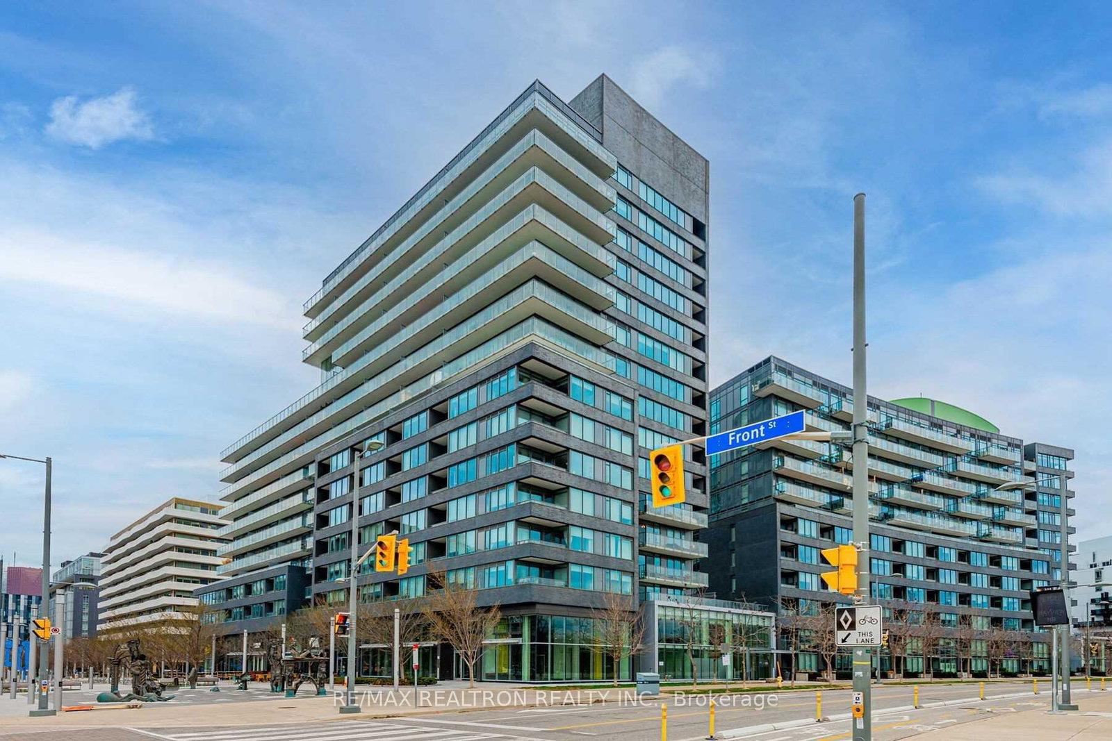 120-bayview-avenue-toronto-ontario-c13222904