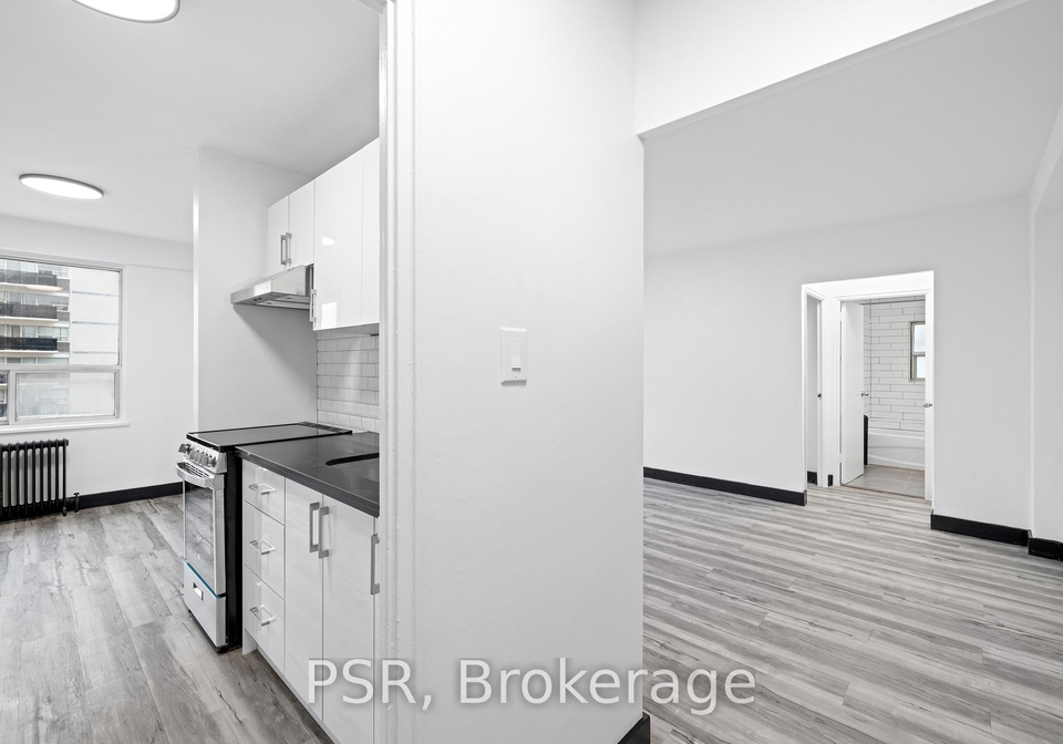 600-eglinton-avenue-w-toronto-ontario-c13223024