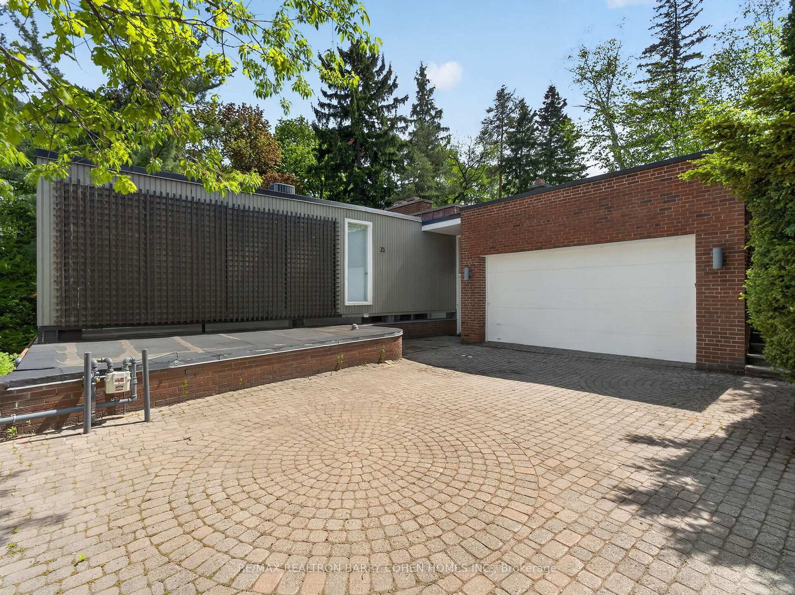 21-tudor-gate-north-york-ontario-c13223226
