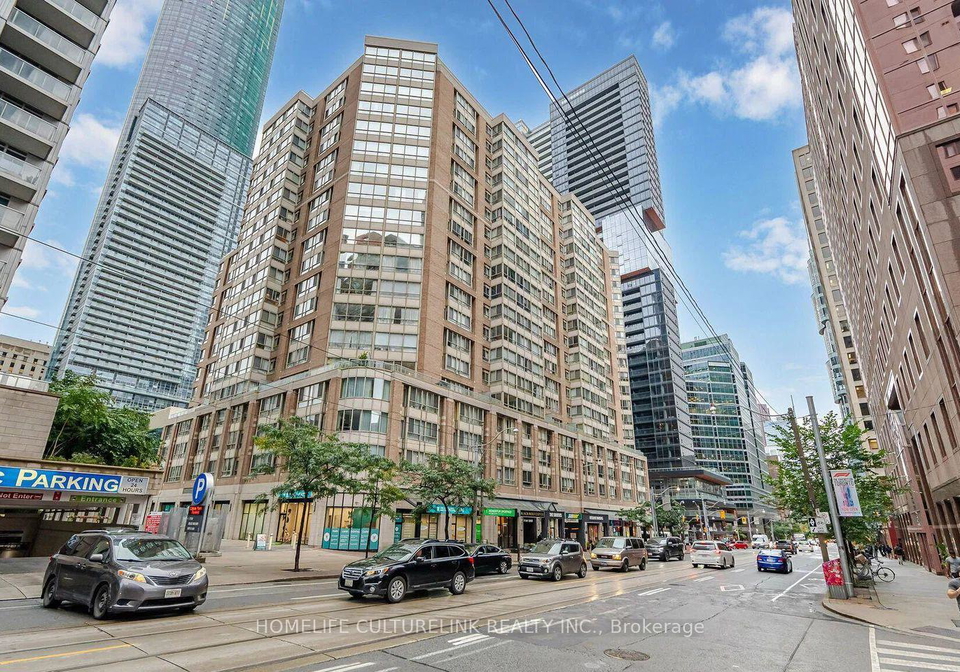 711-bay-street-toronto-ontario-c13223252