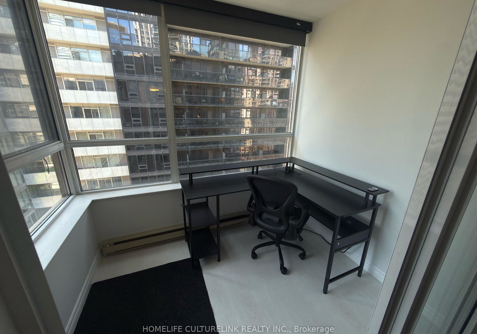 711-bay-street-toronto-ontario-c13223252