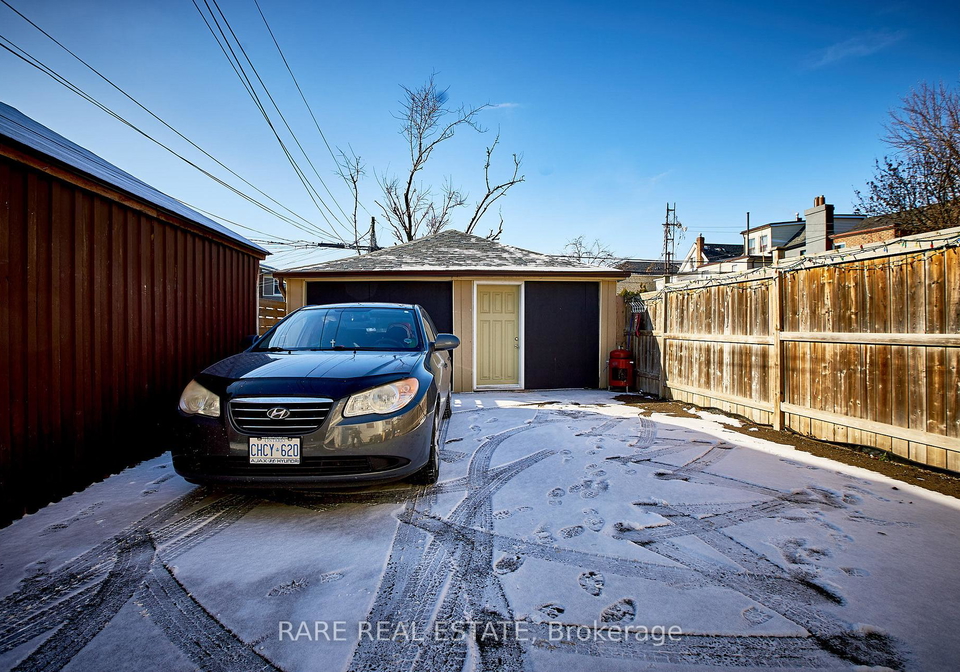 216-oakwood-avenue-toronto-ontario-c13223378