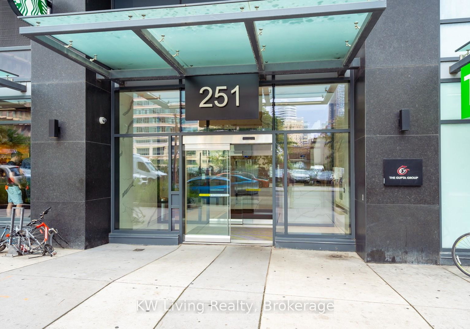 251-jarvis-street-toronto-ontario-c13223622