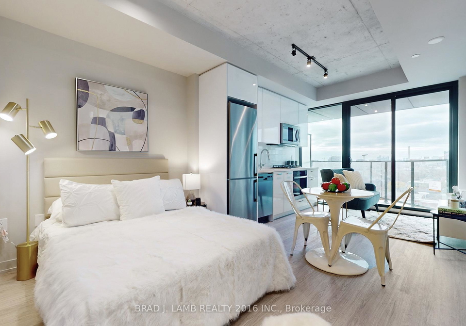 195-mccaul-street-toronto-ontario-c13224238