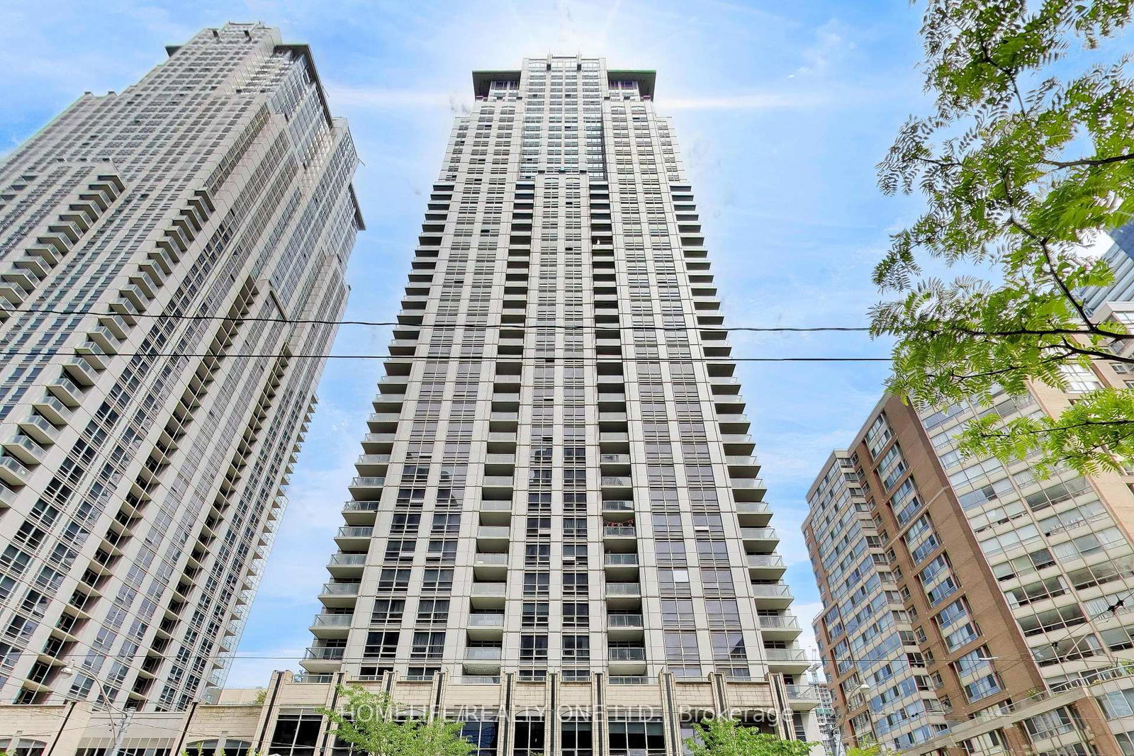 761-bay-street-toronto-ontario-c13224436