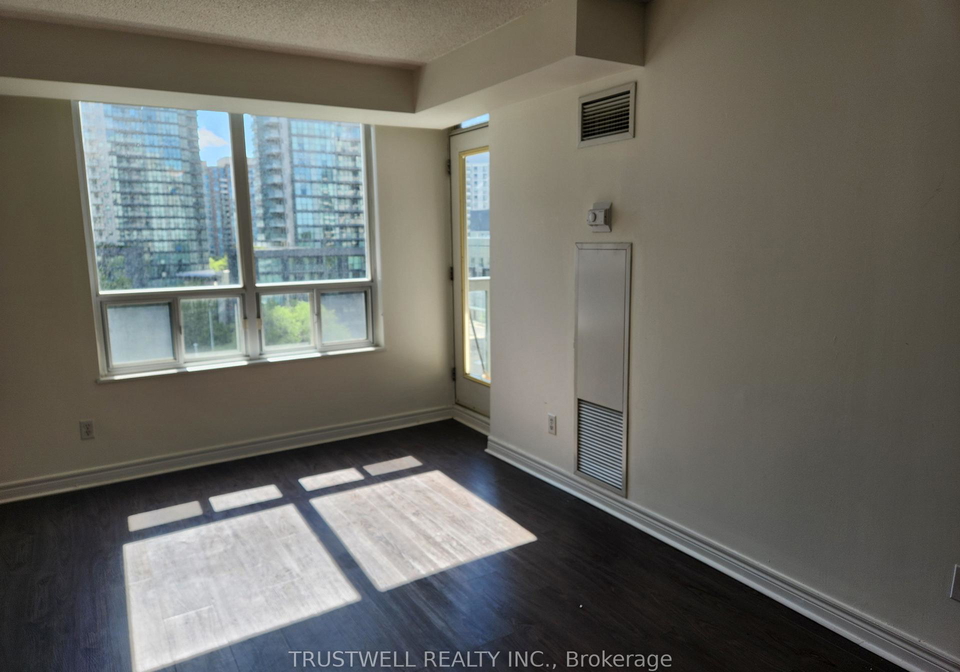 28-empress-avenue-north-york-ontario-c13224526