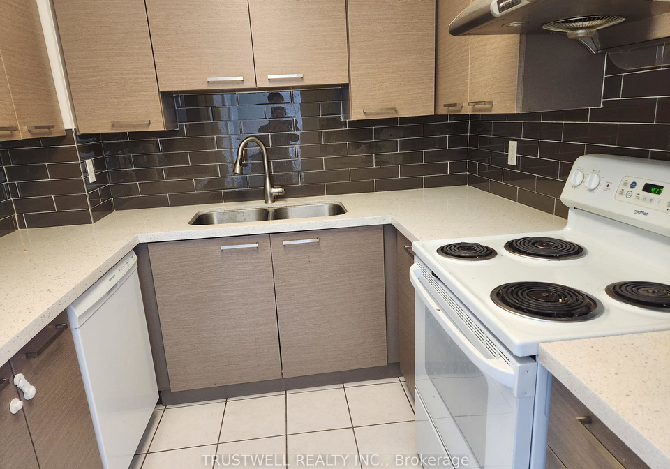 28-empress-avenue-north-york-ontario-c13224526