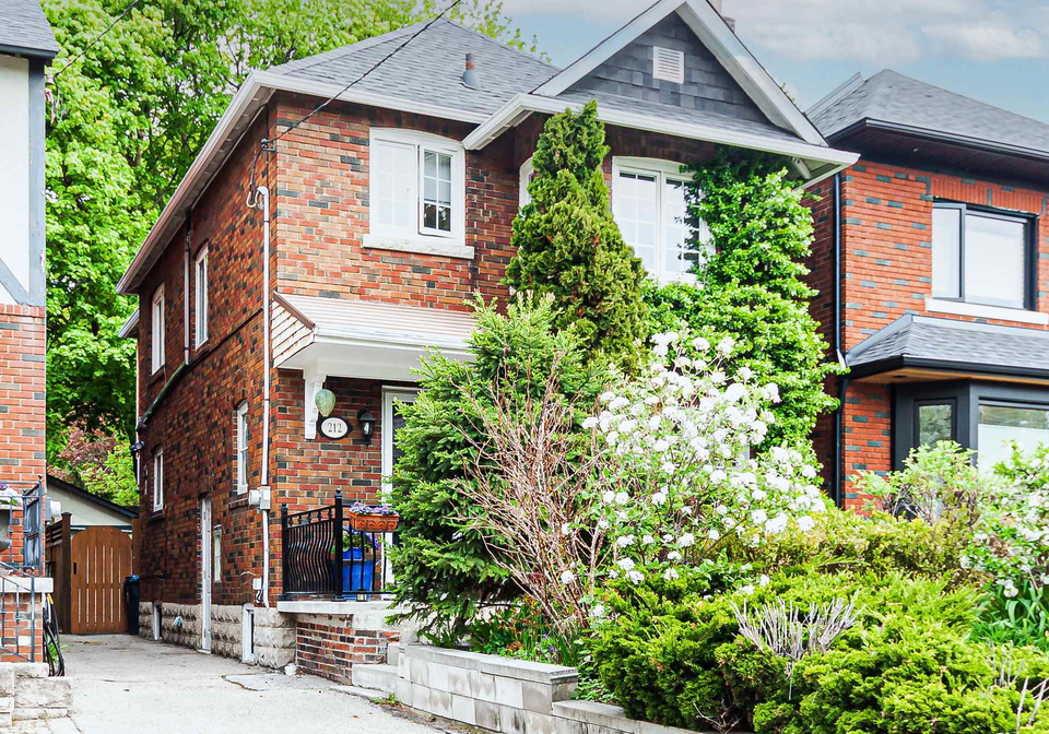 212-wanless-avenue-toronto-ontario-c13224740