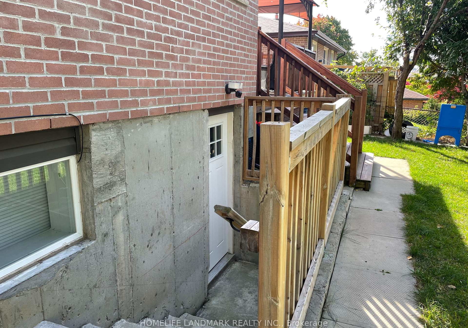 24-tristan-basement-crescent-north-york-ontario-c13224778