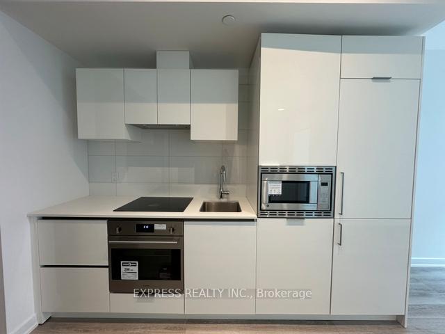 121-st-patrick-street-toronto-ontario-c13224806