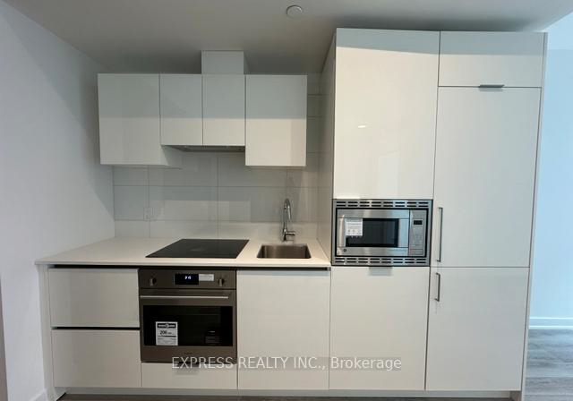 121-st-patrick-street-toronto-ontario-c13224806
