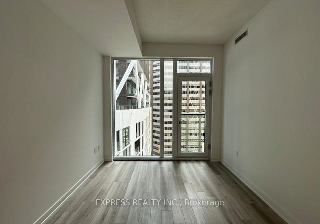 121-st-patrick-street-toronto-ontario-c13224806