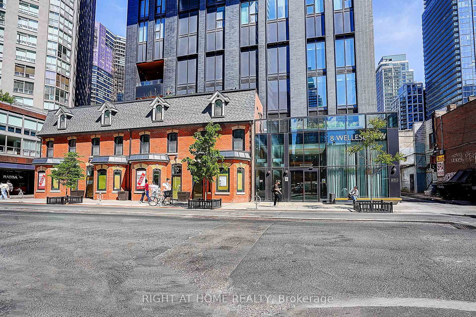 8-wellesley-street-w-toronto-ontario-c13224822