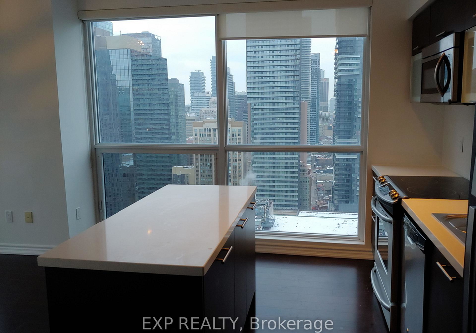 386-yonge-street-toronto-ontario-c13224888