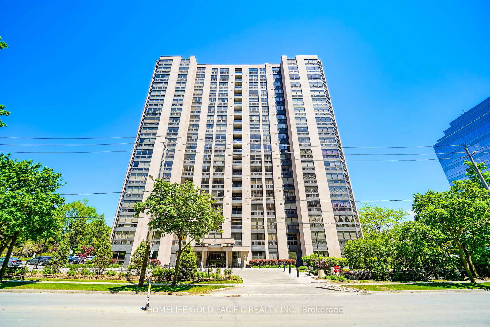 5-kenneth-avenue-north-york-ontario-c13225330