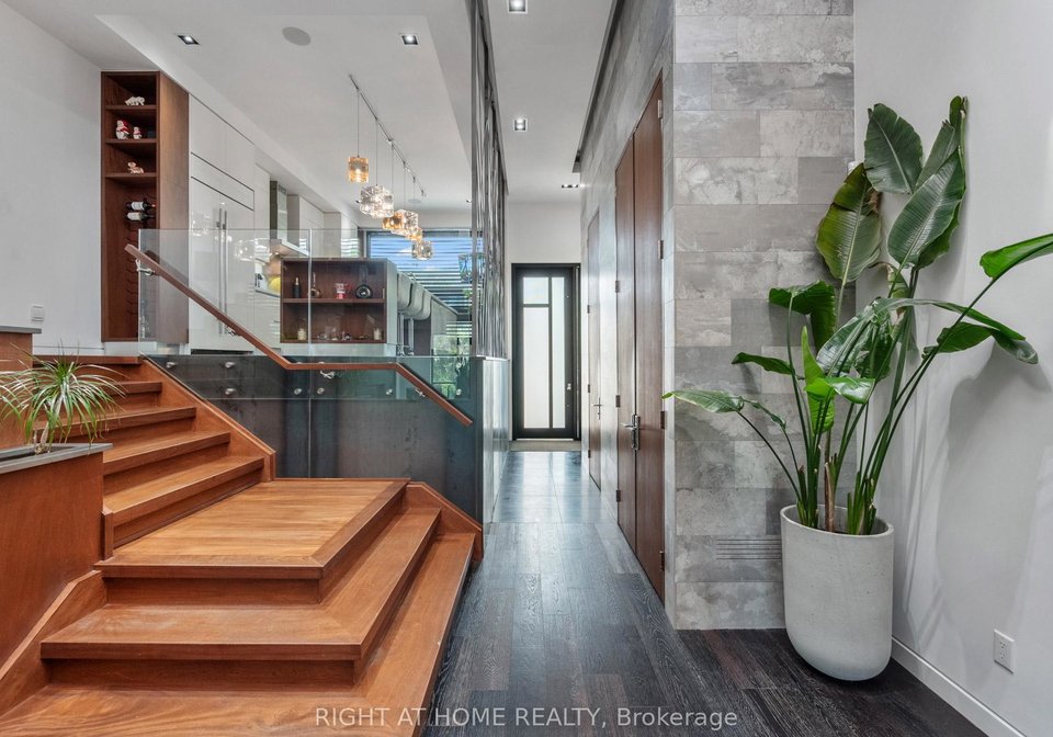 336-melrose-avenue-toronto-ontario-c13225444