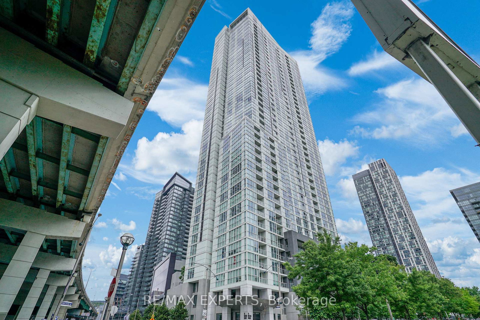 75-queens-wharf-road-toronto-ontario-c13225468