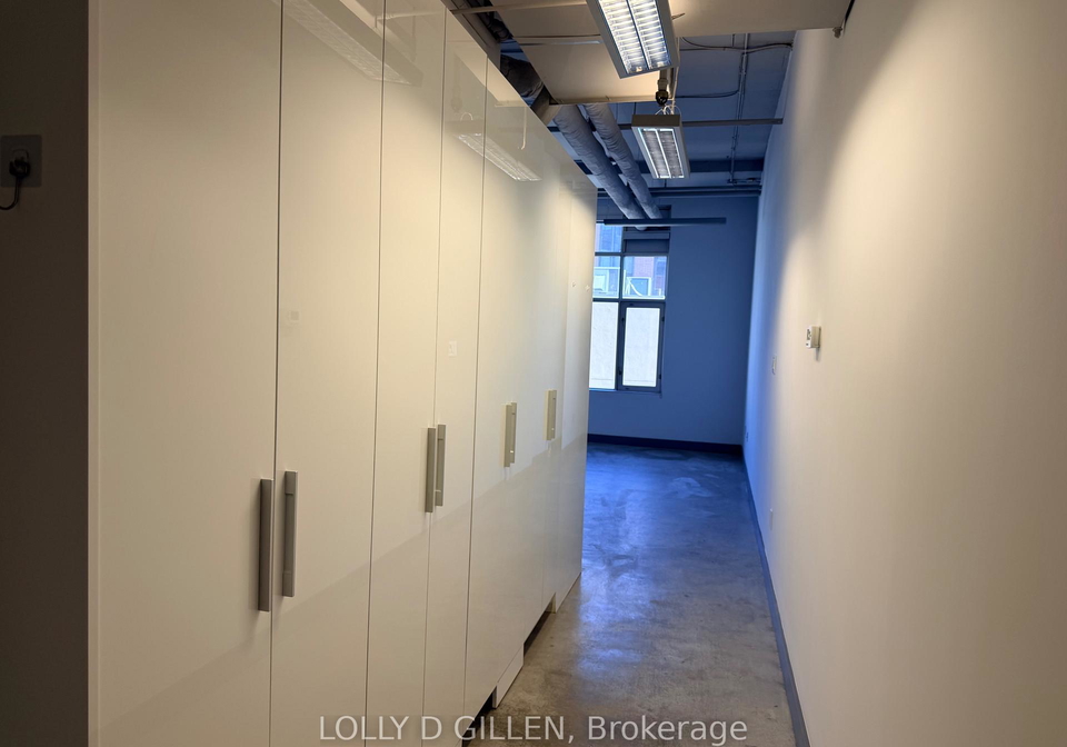 477-richmond-street-w-toronto-ontario-c13225520