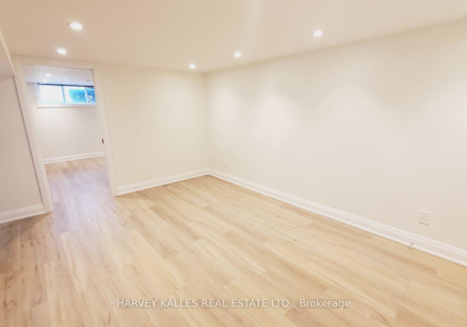 550-glencairn-avenue-toronto-ontario-c13225532