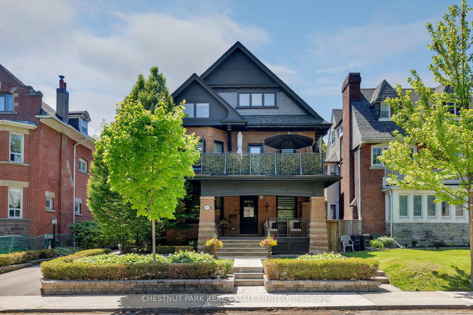 386-palmerston-boulevard-toronto-ontario-c13225554