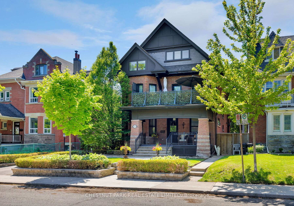 386-palmerston-boulevard-toronto-ontario-c13225554