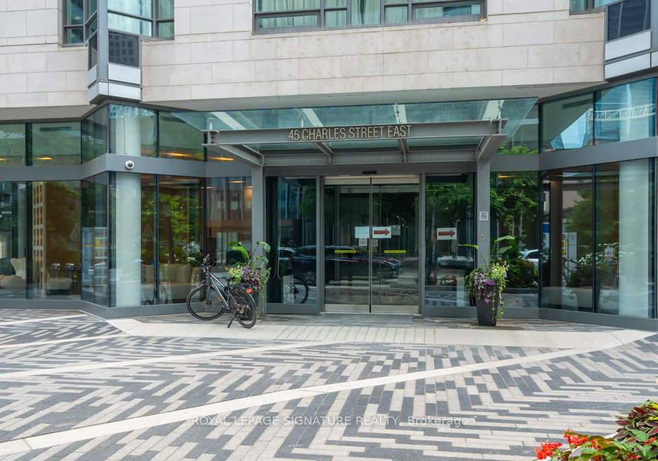 45-charles-street-e-toronto-ontario-c13225610