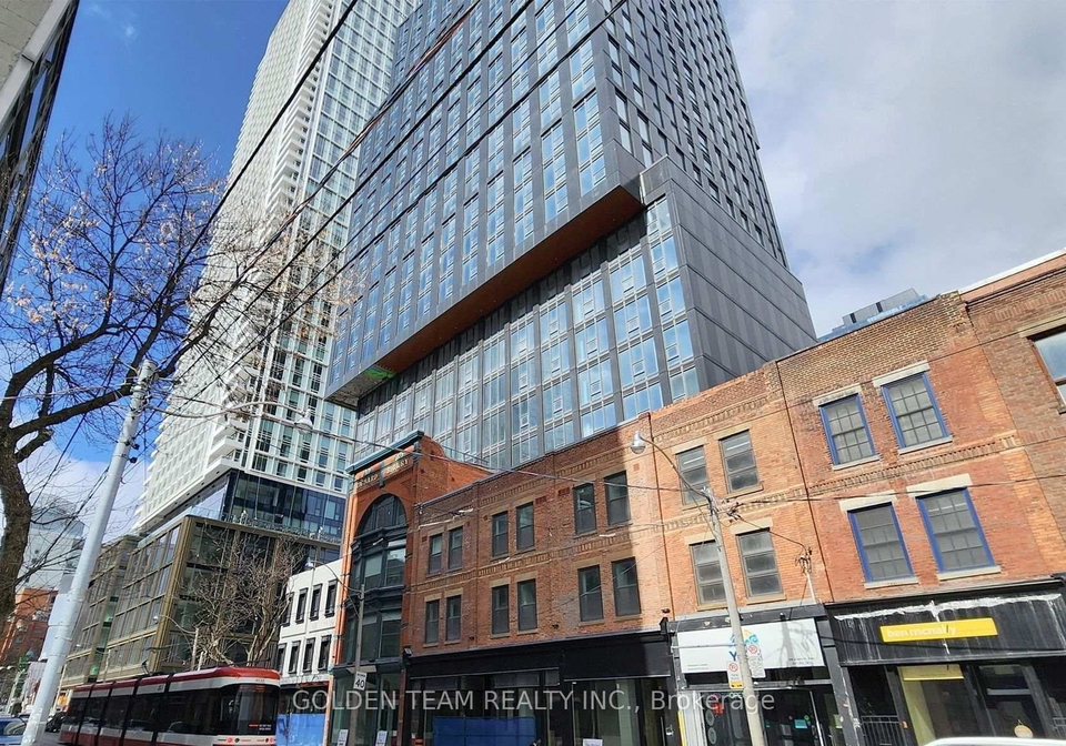 100-queen-street-e-toronto-ontario-c13225640