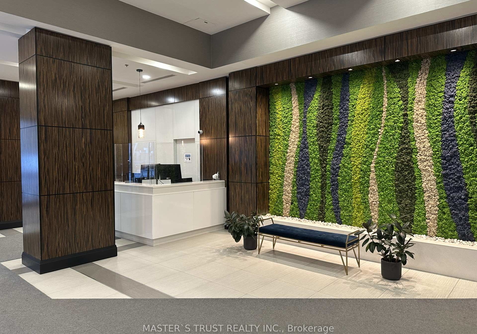 19-grand-trunk-crescent-toronto-ontario-c13225646