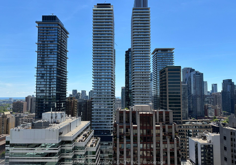8-park-road-toronto-ontario-c13225744