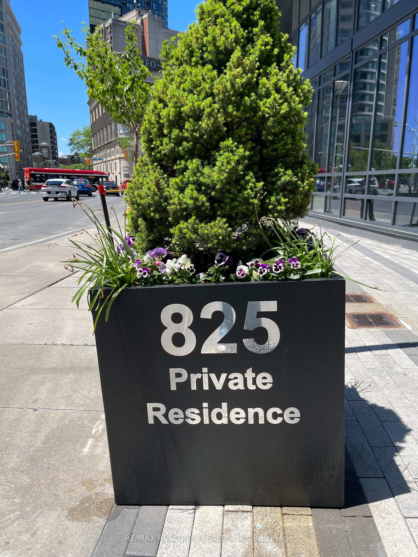 825-church-street-toronto-ontario-c13225844