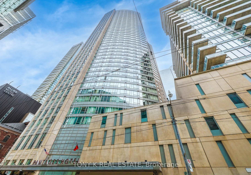 210-victoria-street-toronto-ontario-c13225856