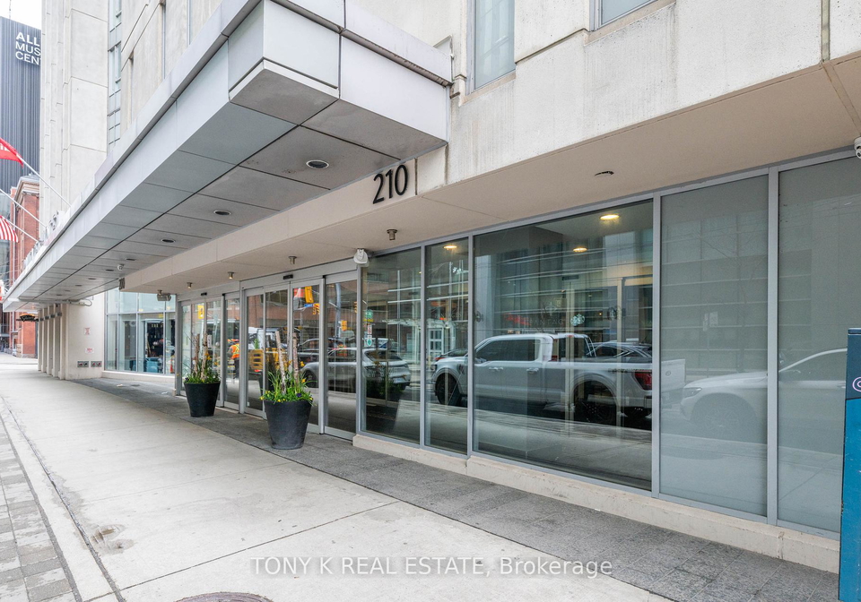210-victoria-street-toronto-ontario-c13225856