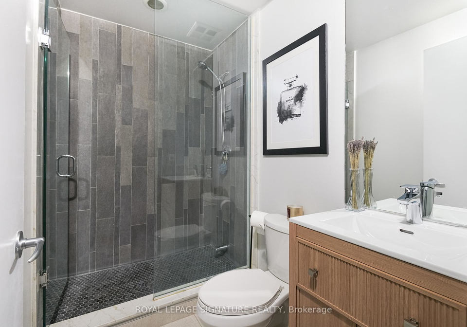 700-king-street-w-toronto-ontario-c13225914