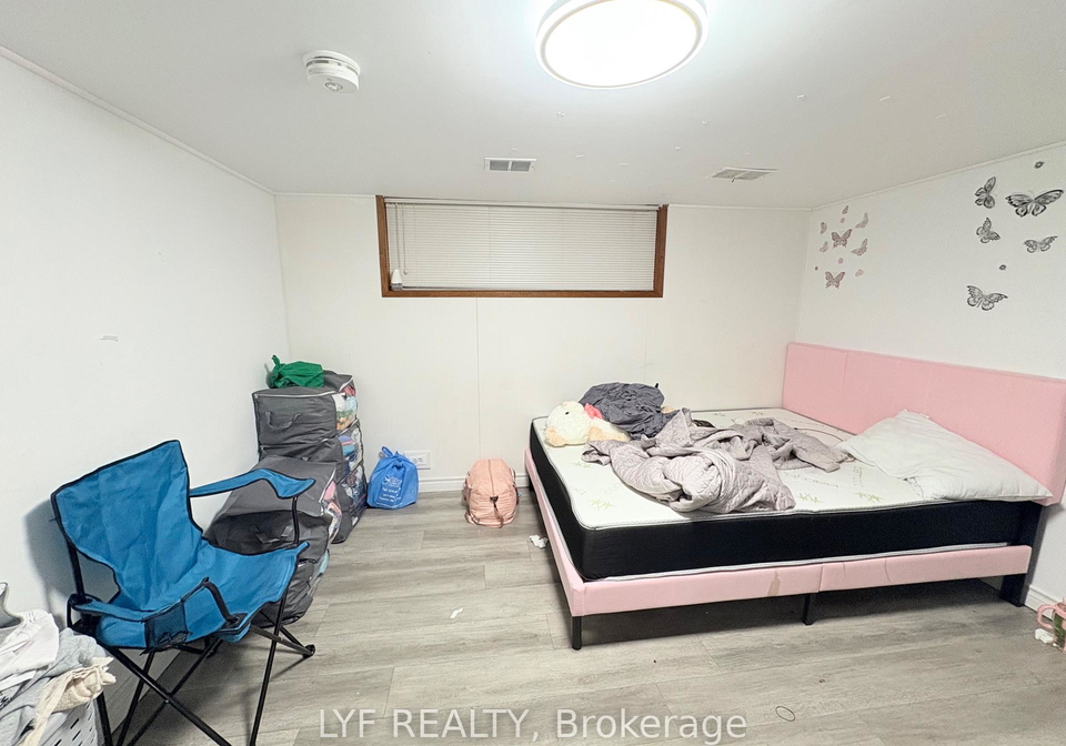 6-thorn-lane-north-york-ontario-c13225962
