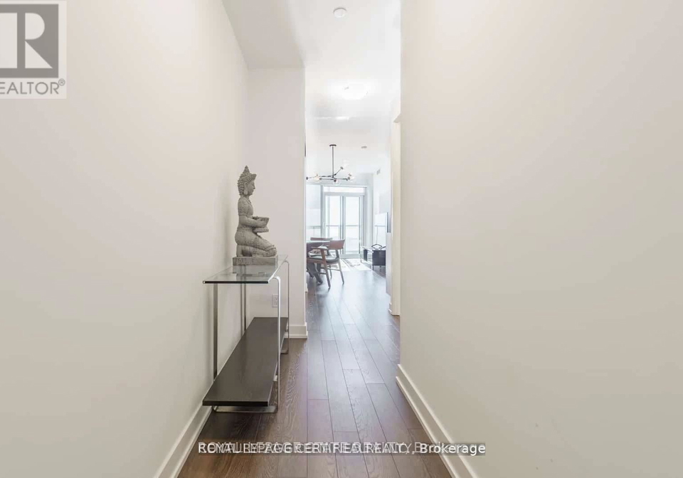 30-ordnance-street-toronto-ontario-c13226022
