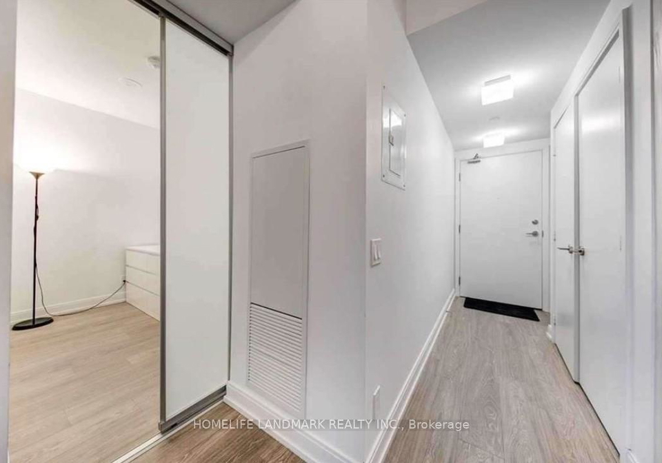 181-dundas-street-e-toronto-ontario-c13226032